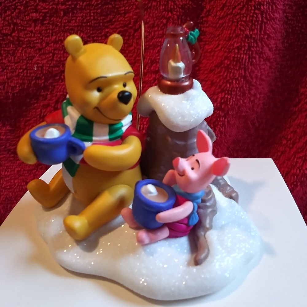 2006 Hallmark Keepsake Ornament Piglet & Pooh